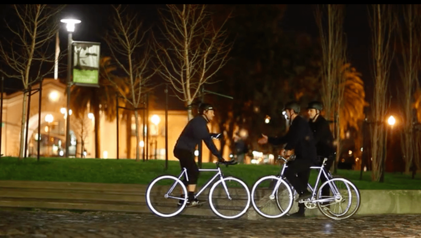 Lumen Bike – das Rennrad, das im Dunkeln leuchtet
