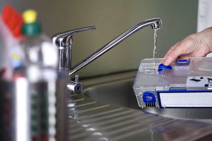 Wassertank Hand Wasserhahn Wasser Spülbecken