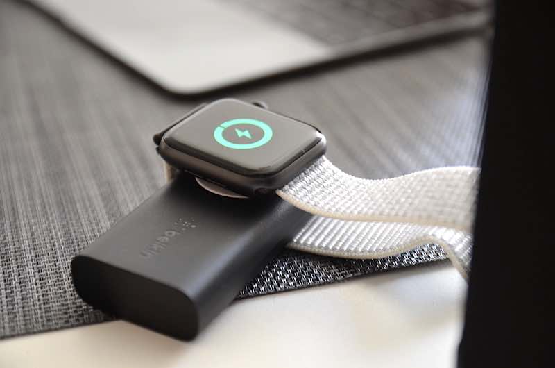 Belkin Boost Charge Test: Mini-Powerbank für deine Apple Watch