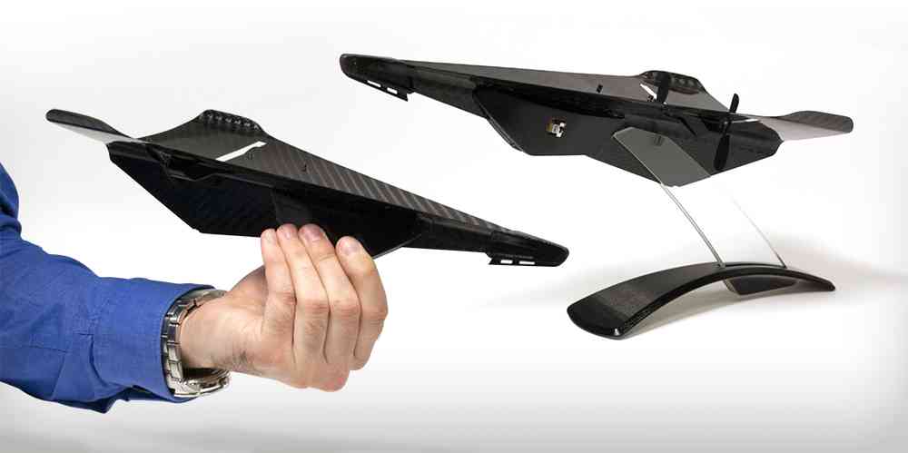Carbon Flyer – Schnelle Drohne im Paperplane-Design