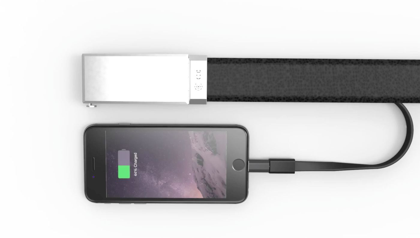 XOO Belt: Gürtel mit integriertem Smartphone-Ladegerät