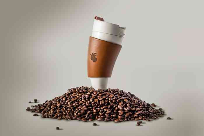 Goat Mug: Extravaganter Kaffeebecher im Horn-Design