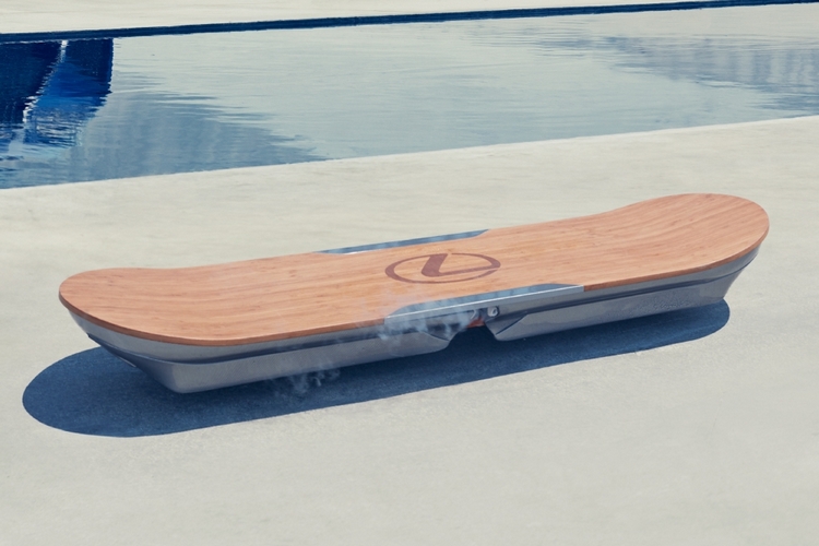 Lexus Hoverboard: Was verbirgt sich hinter dem schwebenden Board?