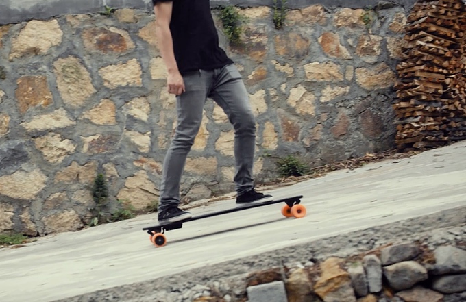 STARYs: Die Longboards mit unsichtbarem Elektromotor