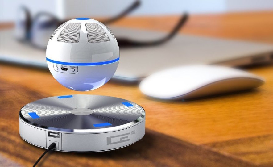 Ice Orb: Dieser Lautsprecher schwebt über deinem Schreibtisch