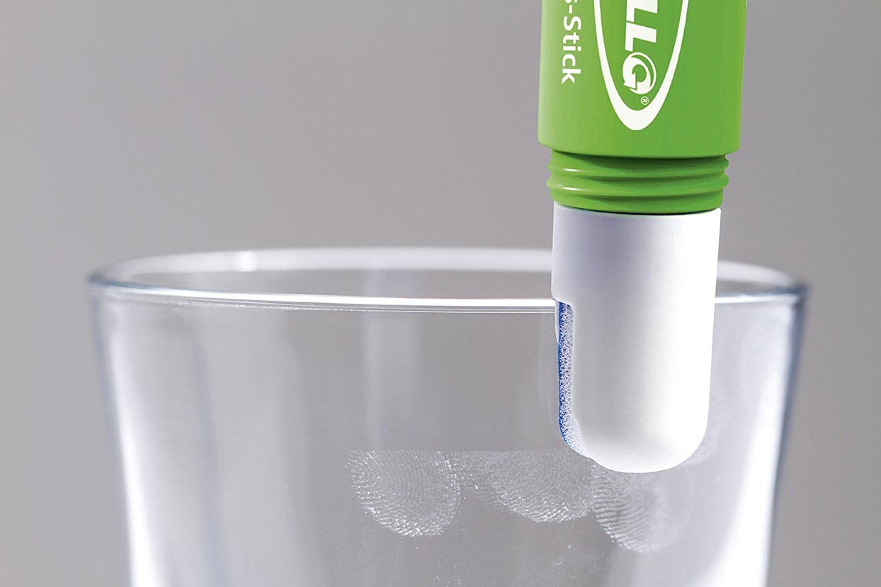 Glasello Desinfektions-Stick und überall hygienische Gläser