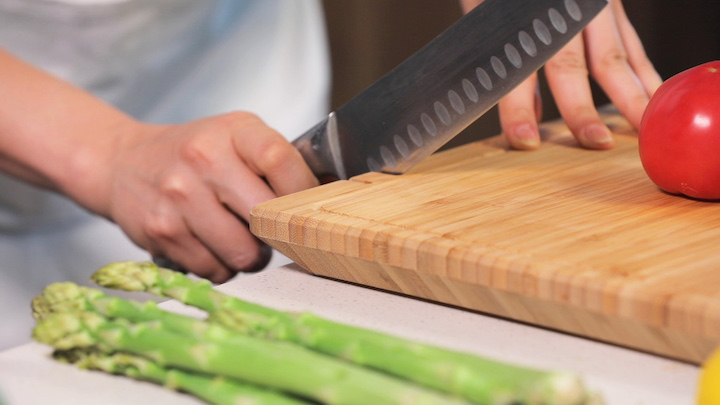 Messer wird geschliffen mit ChopBox