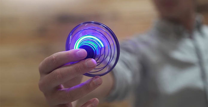 FlyNova Fidget Spinner Hand