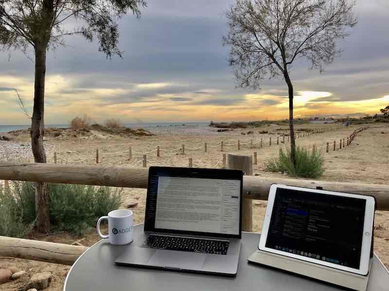 mobile office arbeiten im vw bus