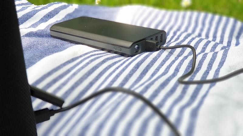 EasyAcc Powerbank im Test: Mit 26.000 mAh Power ohne Ende