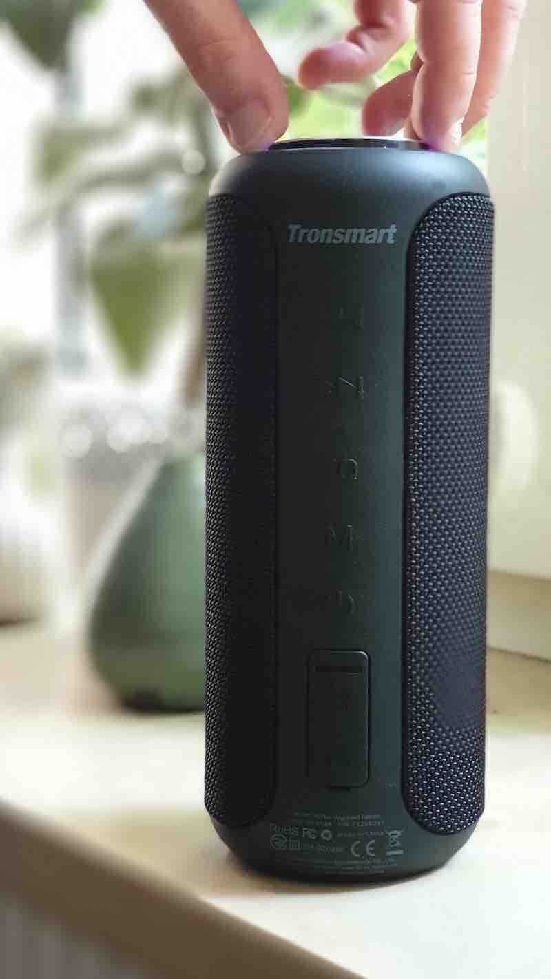 Tronsmart T6 Plus Lautstaerke wird geregelt