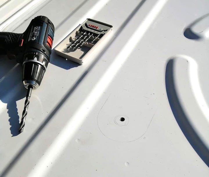einbau solaranlage erstes loch fuer dachdurchfuehrung