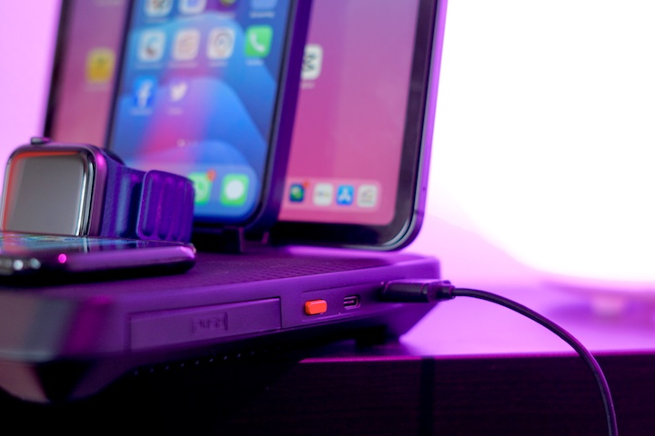 USB C Anschluss und USB Kabel an Air Omni Lite
