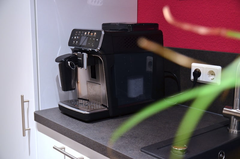 Philips 5400 Series Kaffeevollautomat in Kueche