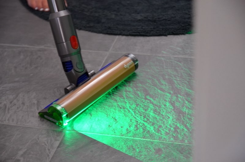 Bodenduese von Akusauger mit Laser