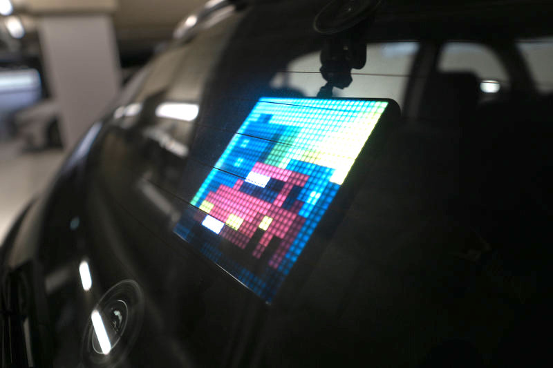 Frau Lässt Sich 43 Mal Impfen Für Bratwurst Divoom Pixoo-Max Test: Das Pixel-Display der Extraklasse!