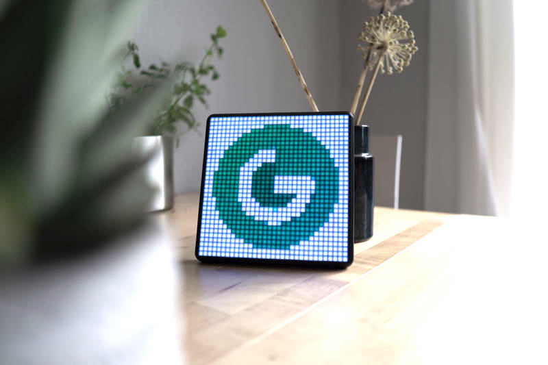 Pixeldisplay mit gadget rausch logo