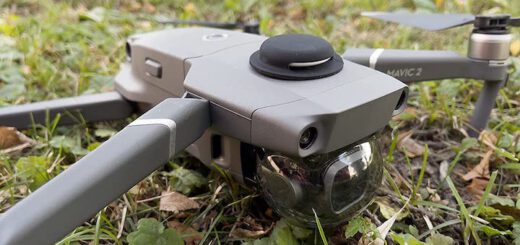 DJI Drohne mit angeklebten AirTag Sticker 520x245