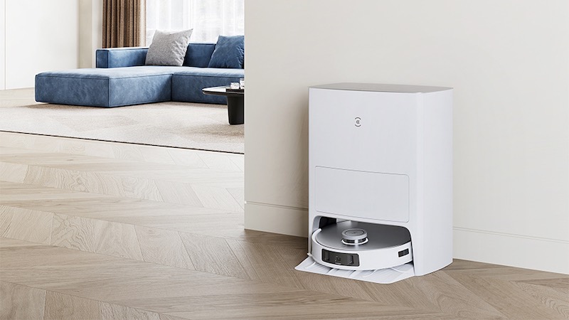 Ecovacs T20 Omni steht im Wohnzimmer