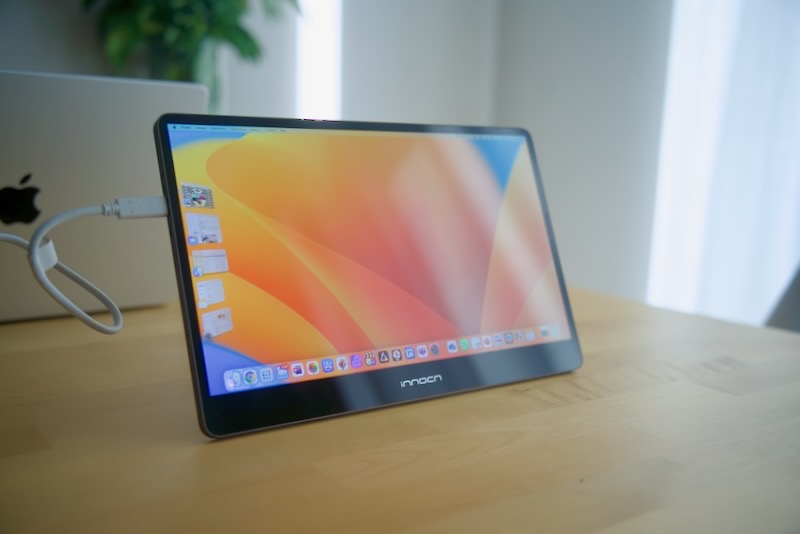 Mac Desktop auf externem OLED Bildschirm
