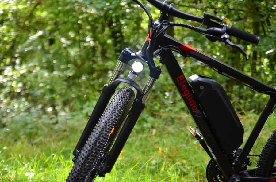 led licht kann ueber fahrrad computer aktiviert werden