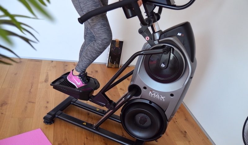 Seitenansicht BowFlex M9