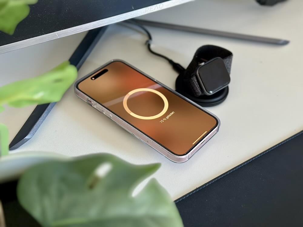 gleichzeitiges laden von iphone mit magsafe und apple watch