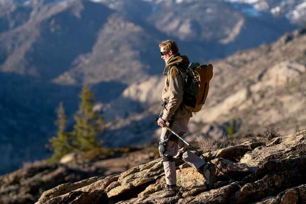DNSYS Z1 exoskelett beim wandern