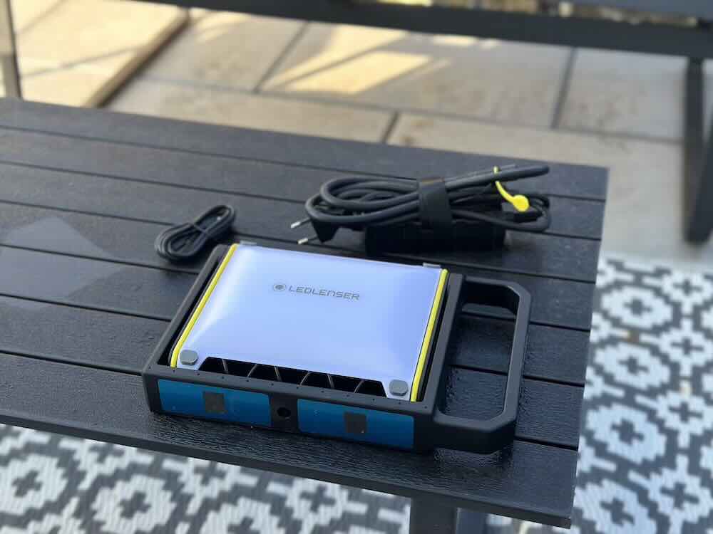 aufladen mit netzteil und usb c