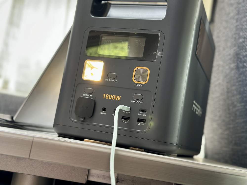 AFERIY P180 Pro Test: Powerstation für Camping & Alltag usb laden powerstation wohnmobil innen