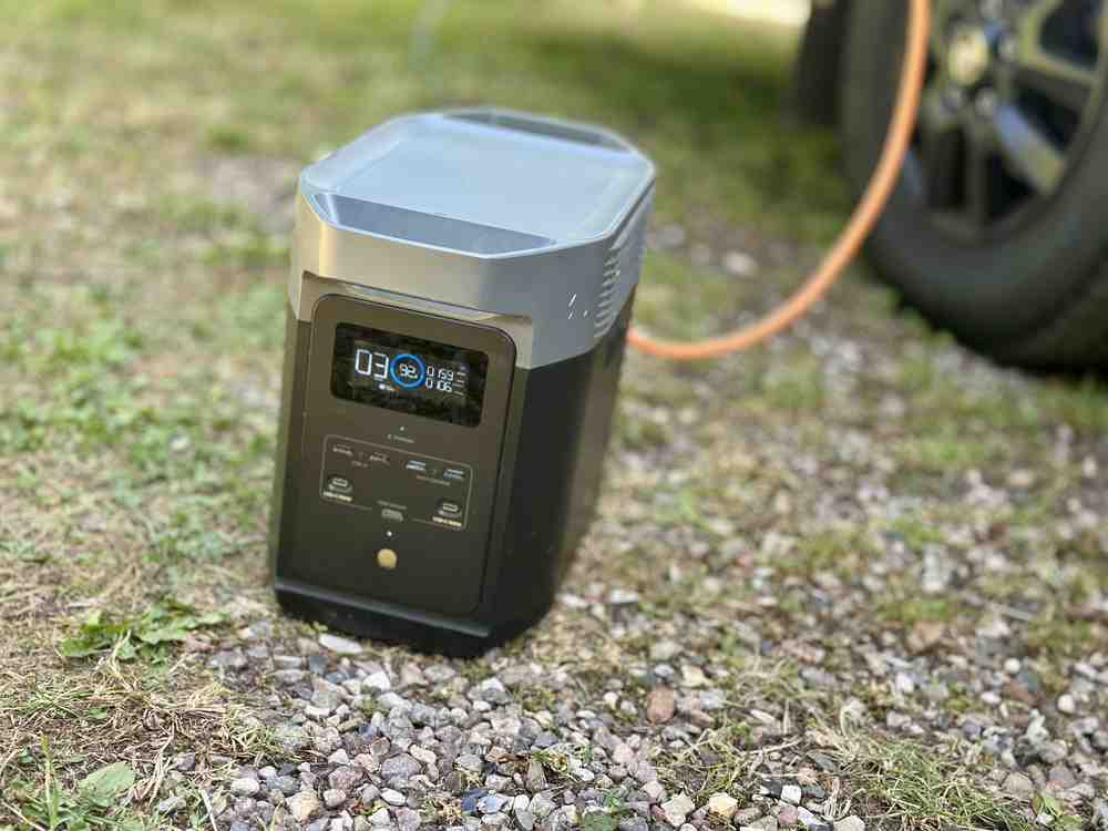 WATTSTUNDE SOLA Ease 200 Wp SunFolder im Test | Erfahrung solartasche sola ease zusammengefaltet transport
