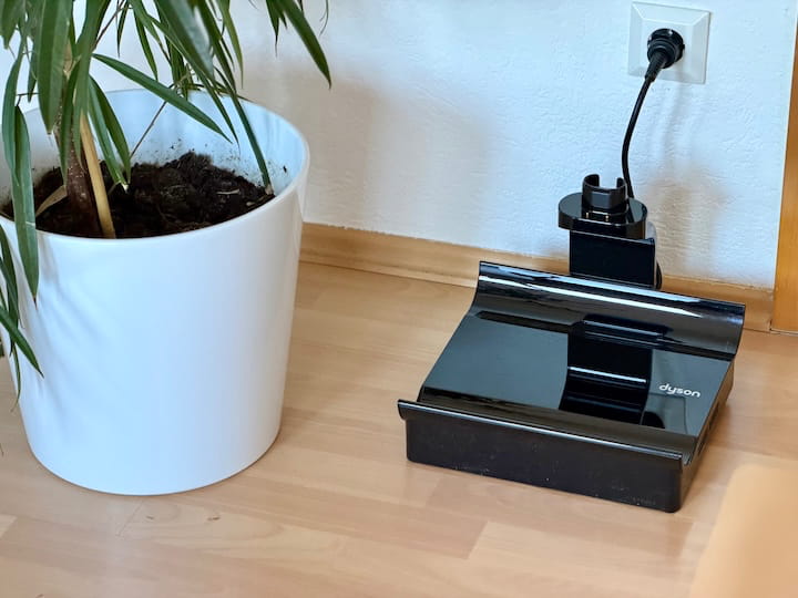 Dyson Clean+Wash Hygiene Test: Mein Bericht zum Nassreiniger Selbstreinigung Station Dyson