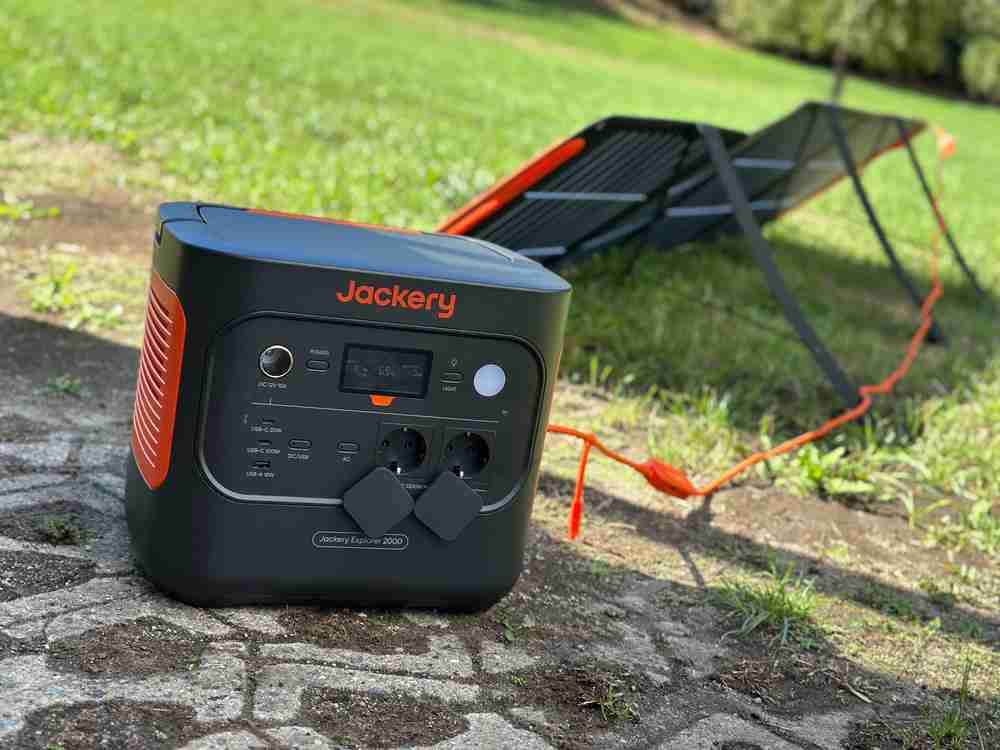jackery display input output ladestand